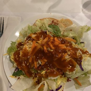 Hotel Nauvoo Buffet - Salad bar - Buffets Near Me - Nauvoo, Illinois