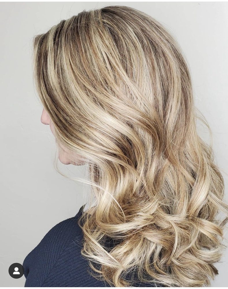 Seek a Star Hair Logo