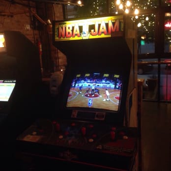 Headquarters Beercade River North - Nba jam - Bars Near Me - Chicago, Illinois Headquarters Beercade River North - Nba jam - Bars Near Me - Chicago, Illinois
