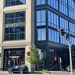 Lululemon Athletica - Storefront - next to the Summer Street steps