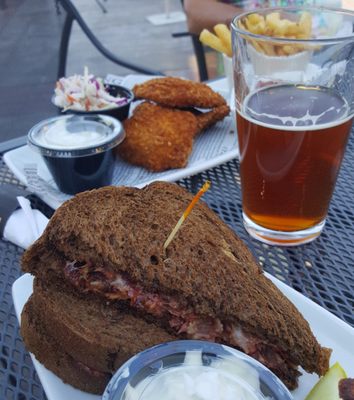 Meriwether's Bistro by null