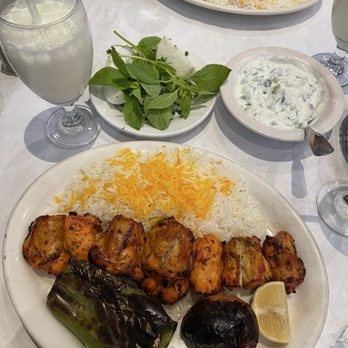 Raffi's Place - Middle Eastern Near Me - Glendale, California