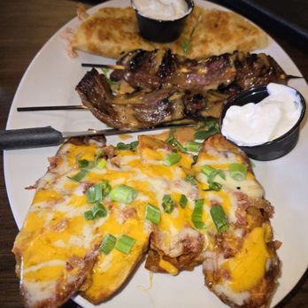 Creekside Restaurant & Bar - The sampler gave 3 folks a great bute and room for more! - New American Near Me - Brecksville, Ohio Creekside Restaurant & Bar - The sampler gave 3 folks a great bute and room for more! - New American Near Me - Brecksville, Ohio