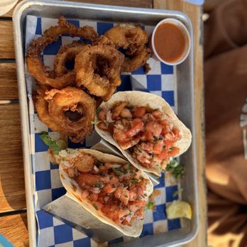 Cozy's Dockside - Haddock tacos - Seafood Near Me - Southport, Maine Cozy's Dockside - Haddock tacos - Seafood Near Me - Southport, Maine
