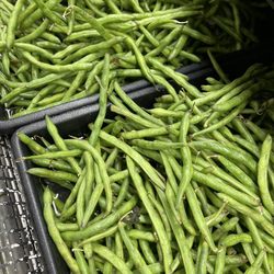 Safeway - Green beans that are too thin and all bruised