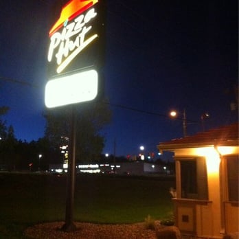 Pizza Hut - a pizza hut lit up at night - Pizza Near Me - Houghton, Michigan Pizza Hut - a pizza hut lit up at night - Pizza Near Me - Houghton, Michigan