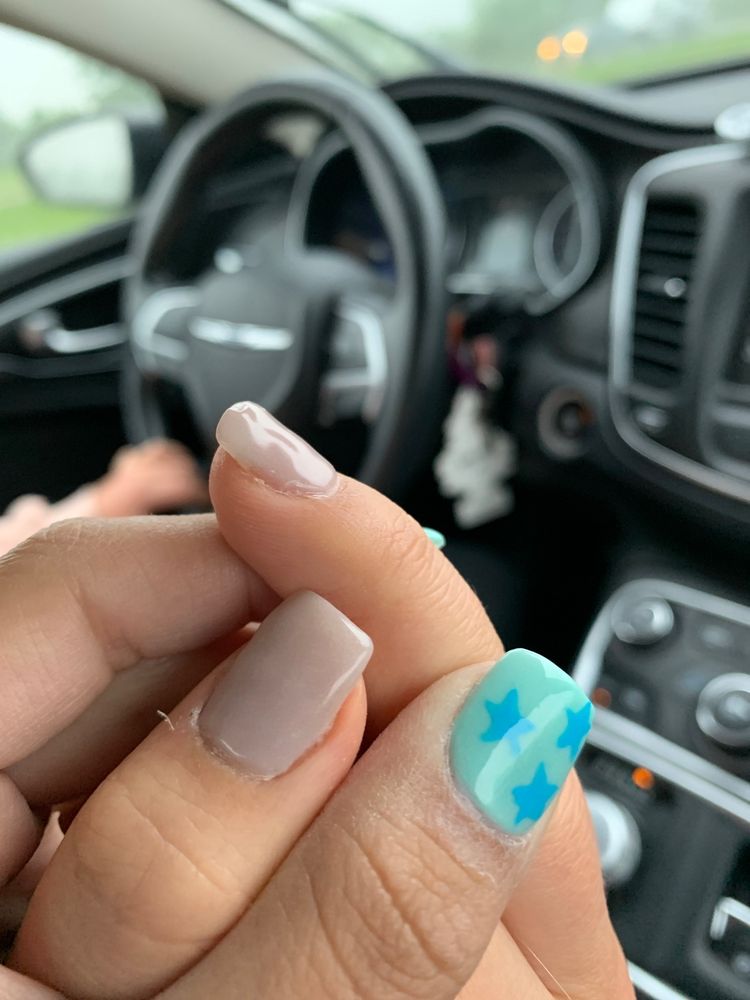 PRETTY NAILS Updated April 2024 40 Photos & 16 Reviews 2524 1st