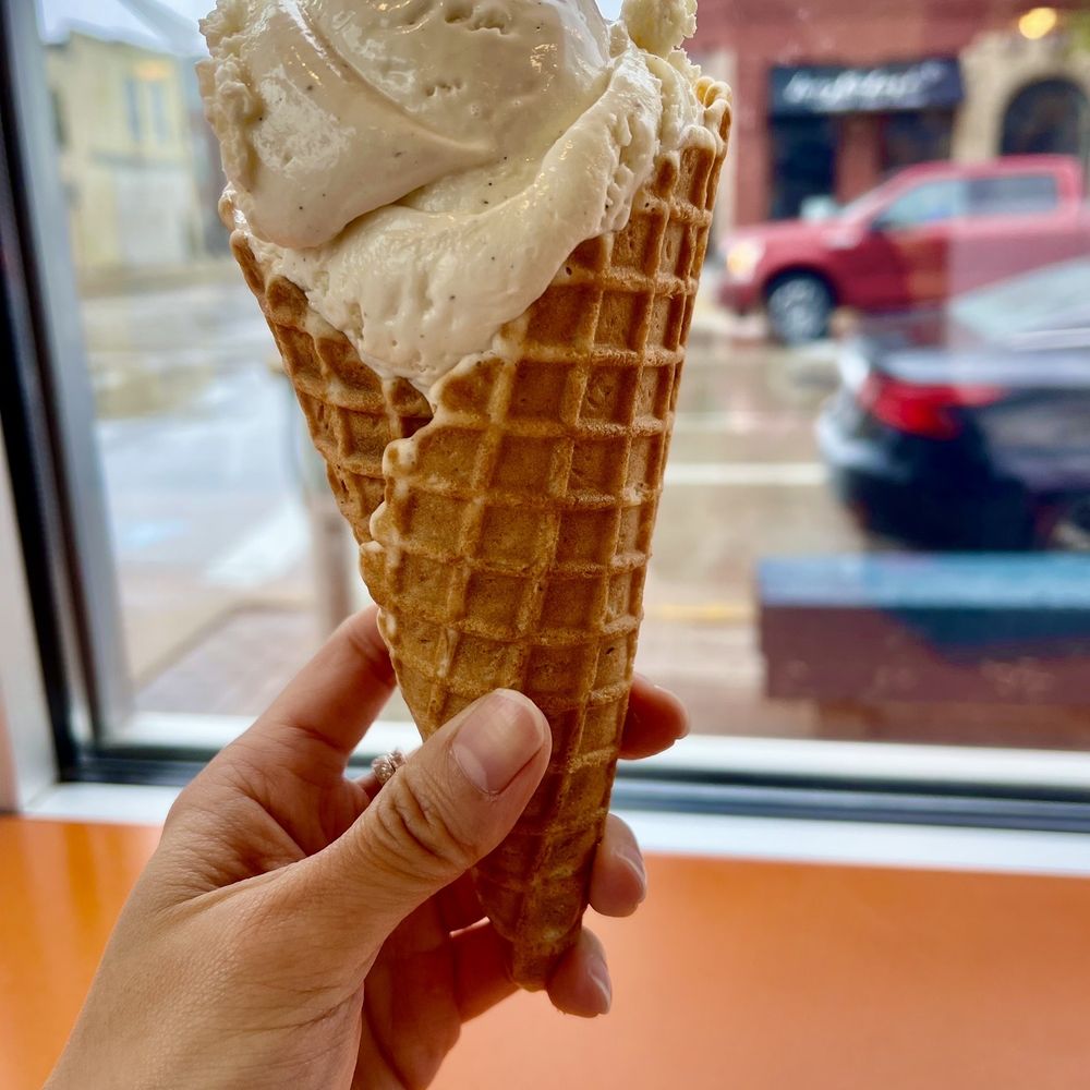 Purple Door Ice Cream - Salted Vanilla Bean! So gooood - Ice Cream & Frozen Yogurt Near Me - Milwaukee, Wisconsin Purple Door Ice Cream - Salted Vanilla Bean! So gooood - Ice Cream & Frozen Yogurt Near Me - Milwaukee, Wisconsin