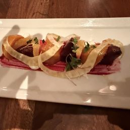 ROASTED BEETS goat cheese, orange supremes, shaved fennel, yuzu vinaigrette ROASTED BEETS goat cheese, orange supremes, shaved fennel, yuzu vinaigrette