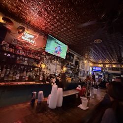 Cajun Mike's Pub & Grub - Bar area