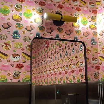 Voodoo Doughnut - Oyster donut ⁉ - Donuts Near Me - Los Angeles, California Voodoo Doughnut - Oyster donut ⁉ - Donuts Near Me - Los Angeles, California