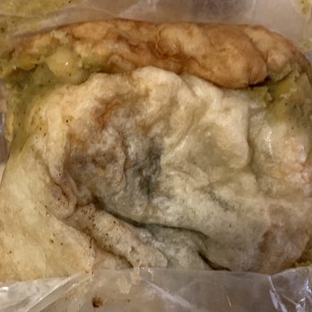 De Hot Pot - Doubles - Trinidadian Near Me - Brooklyn, New York De Hot Pot - Doubles - Trinidadian Near Me - Brooklyn, New York