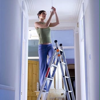 FourStar Lighting - Always be safe when replacing a light bulb - Lighting Fixtures & Equipment Near Me - SANTA CLARITA, California FourStar Lighting - Always be safe when replacing a light bulb - Lighting Fixtures & Equipment Near Me - SANTA CLARITA, California
