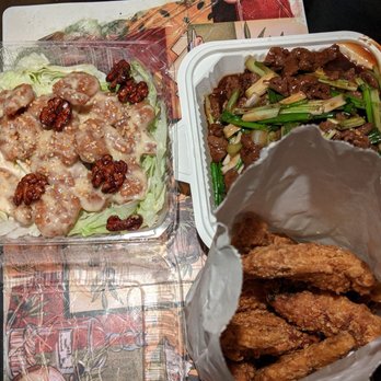 King Chicken Wing - Honey walnut shrimp, beef with ginger and green onions, and fried chicken wings. - Chinese Near Me - Milpitas, California King Chicken Wing - Honey walnut shrimp, beef with ginger and green onions, and fried chicken wings. - Chinese Near Me - Milpitas, California