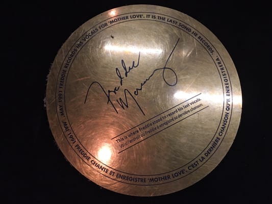 Queen Studio Experience by null