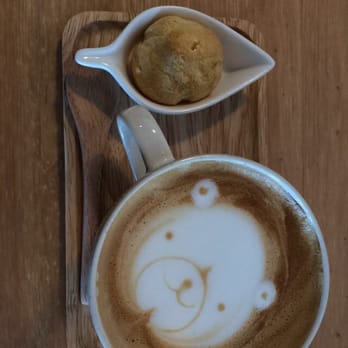 Cafe Maji - French Vanilla Cappuccino - Coffee & Tea Near Me - Artesia, California
