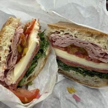 Kinder's Meats Deli BBQ - Combo sandwich - Delis Near Me - Hercules, California