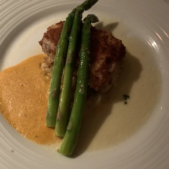 Roy's Waikiki - Crusted ahi - Hawaiian Near Me - Honolulu, Hawaii