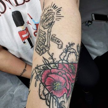 Sunshine Wax Studio - Before photo of a full arm wax on this beautiful tatted mama! - Waxing Near Me - Murrieta, California Sunshine Wax Studio - Before photo of a full arm wax on this beautiful tatted mama! - Waxing Near Me - Murrieta, California
