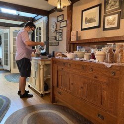 Pleasant View Bed & Breakfast - Full breakfast spread every morning