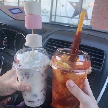 Frutería Chely - two drinks in a car - Tacos Near Me - Waxahachie, Texas Frutería Chely - two drinks in a car - Tacos Near Me - Waxahachie, Texas