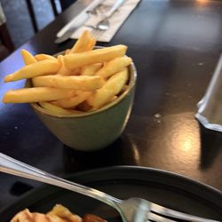 The Danny Mann Pub - Fries where an added bonus