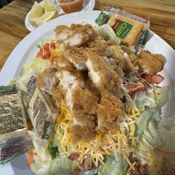 The Prairie Rose Inn - Cobb salad - Hotels Near Me - WaKeeney, Kansas The Prairie Rose Inn - Cobb salad - Hotels Near Me - WaKeeney, Kansas