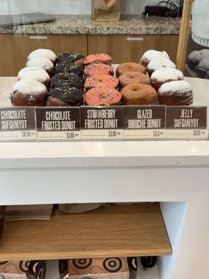 Modern Bread and Bagel by null