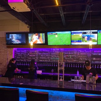 Rolling Waves Brewing and Distillery - Breweries Near Me - Doral, Florida Rolling Waves Brewing and Distillery - Breweries Near Me - Doral, Florida