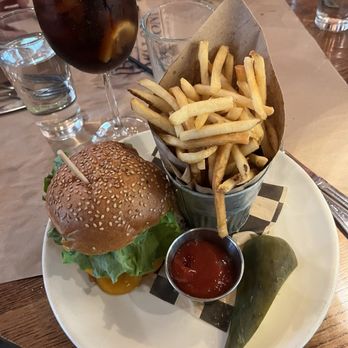 Hudson Malone - NYC "El" burger with french fries and a diet coke - Breakfast & Brunch Near Me - Westport, Connecticut