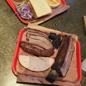 Terry Black's Barbecue - Waco - Beef rib, Mac and cheese, sausage, cream corn - Barbeque Near Me - Waco, Texas