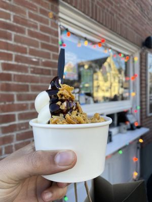 Little Gordo Creemee Stand by null