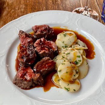 Bistrot Gavroche - ONGLET - hanger steak with potatoes. - Bistros Near Me - Chippendale, NSW Bistrot Gavroche - ONGLET - hanger steak with potatoes. - Bistros Near Me - Chippendale, NSW