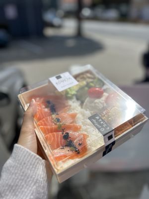 Komeya No Bento by null