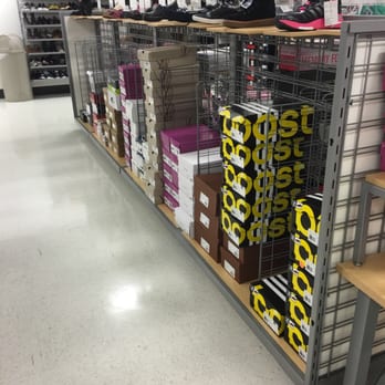 Marshalls - Department Stores Near Me - Compton, California