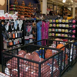 DICK'S Sporting Goods