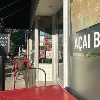 Eastside Bagel - Patio seating - Bagels Near Me - Providence, Rhode Island