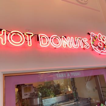 Hello Kitty Cafe - Cafes Near Me - Irvine, California