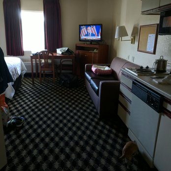 MCM Elegante Suites - Comfortable, clean extended stay. - Hotels Near Me - Colorado Springs, Colorado