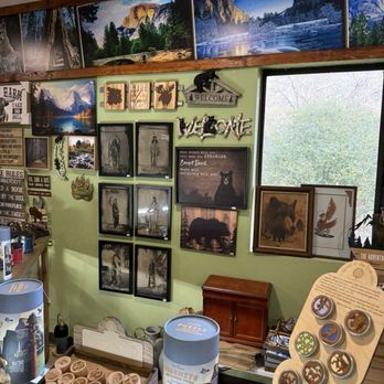 Yosemite Falls Trading Post - Souvenir Shops Near Me - Oakhurst, California