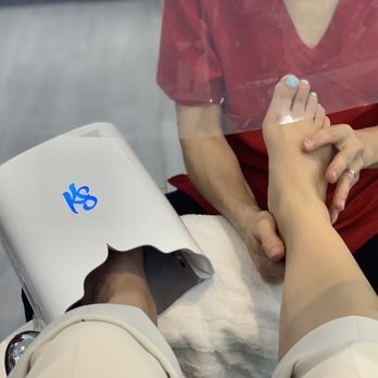 Blooming Nail Spa - Me having a mini massage after the gel pedicure - Nail Salons Near Me - New York, New York Blooming Nail Spa - Me having a mini massage after the gel pedicure - Nail Salons Near Me - New York, New York
