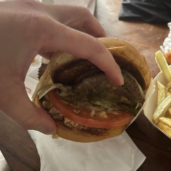In-N-Out Burger - Where is the lettuce? - Burgers Near Me - Garden Grove, California In-N-Out Burger - Where is the lettuce? - Burgers Near Me - Garden Grove, California
