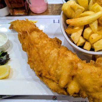 Hobson's Fish & Chips - Fish & Chips Near Me - London, XGL
