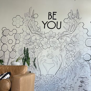 Meraki Coffee - Decor - Coffee & Tea Near Me - Eugene, Oregon