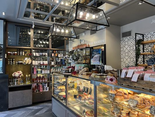 Baker Hansen by null