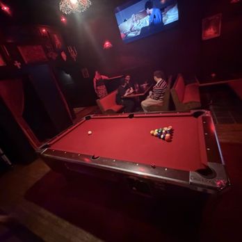 Good Girl - Pool table - Bars Near Me - Portland, Oregon