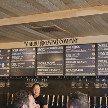 Malibu Brewing - Beer choice, tower 17 was my fave - Breweries Near Me - Malibu, California