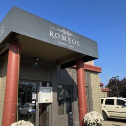 Romeo's Corner Cafe - Entrance