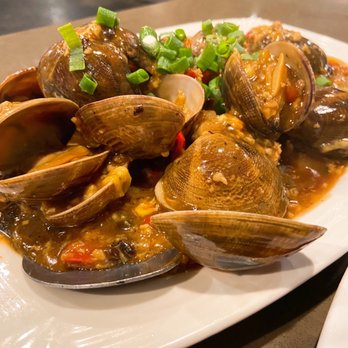 King Restaurant & Bar - Bars Near Me - Honolulu, Hawaii King Restaurant & Bar - Bars Near Me - Honolulu, Hawaii