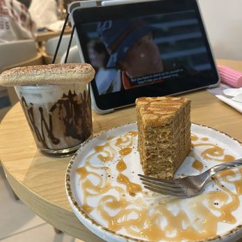 My Cafe and Lounge - Tiramisu latte, honey cake - Cafes Near Me - Glendale, California